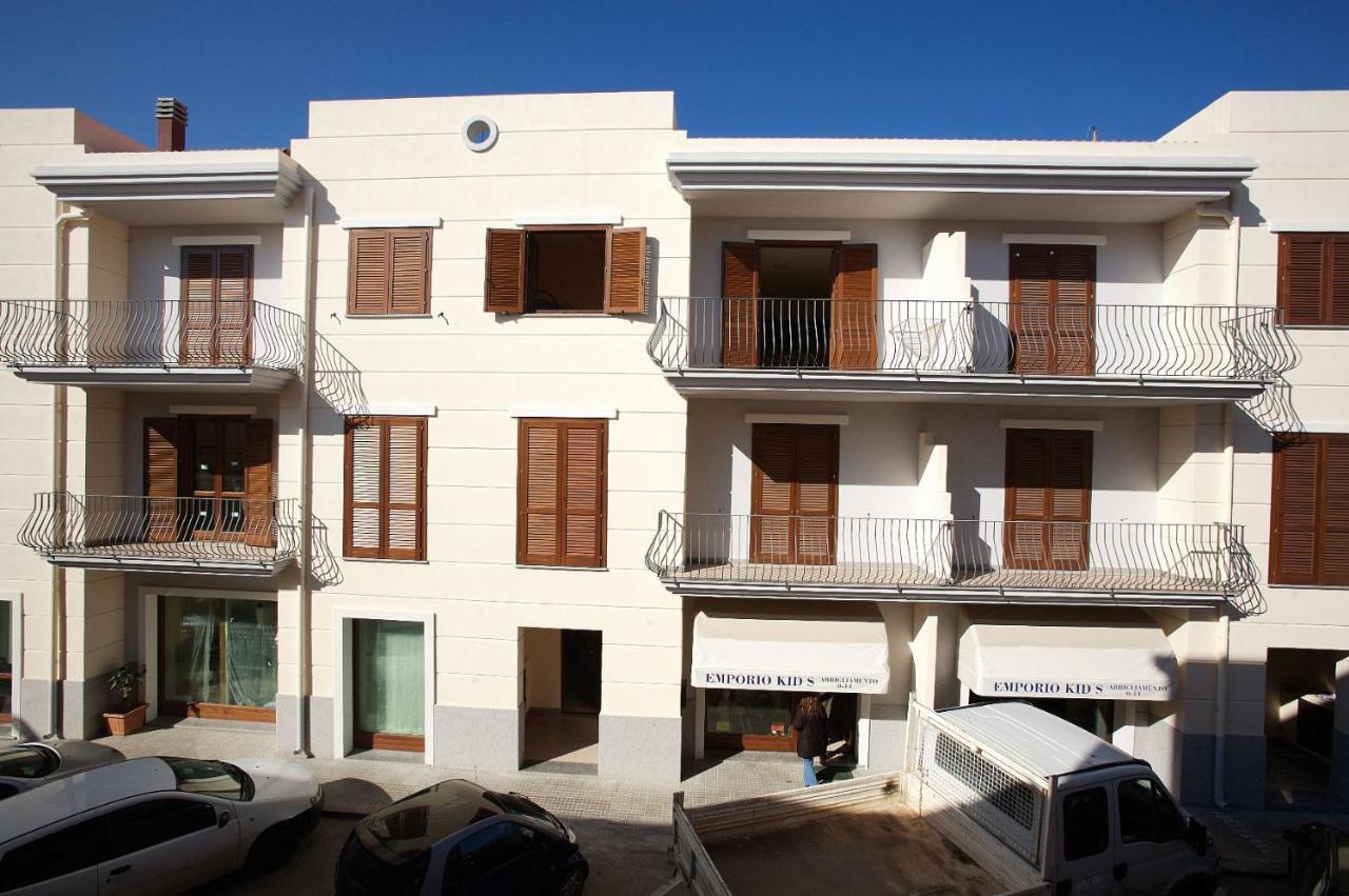 La Casa Di Lisa 2 Apartment Valledoria  Bagian luar foto